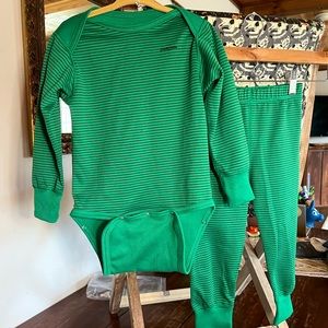 Patagonia Baby Base Layer. Capilene.